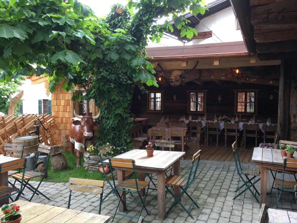 Gasthof Zacherlbraeu Fusch an der Glocknerstraße Exterior foto
