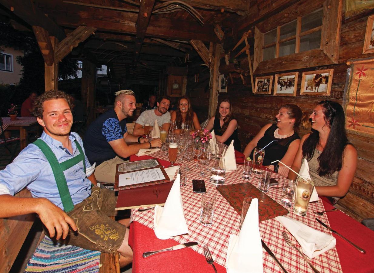 Gasthof Zacherlbraeu Fusch an der Glocknerstraße Exterior foto