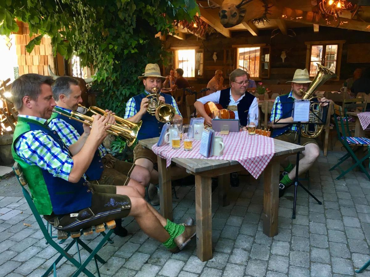 Gasthof Zacherlbraeu Fusch an der Glocknerstraße Exterior foto
